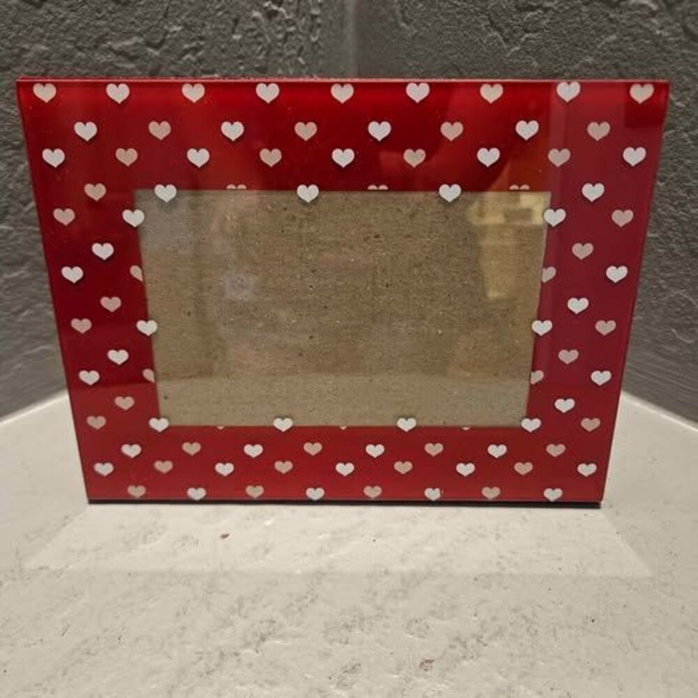 Red Heart Pattern Picture Frame